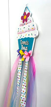 Load image into Gallery viewer, Cupcake Bow Holder Girl's Room Signs
